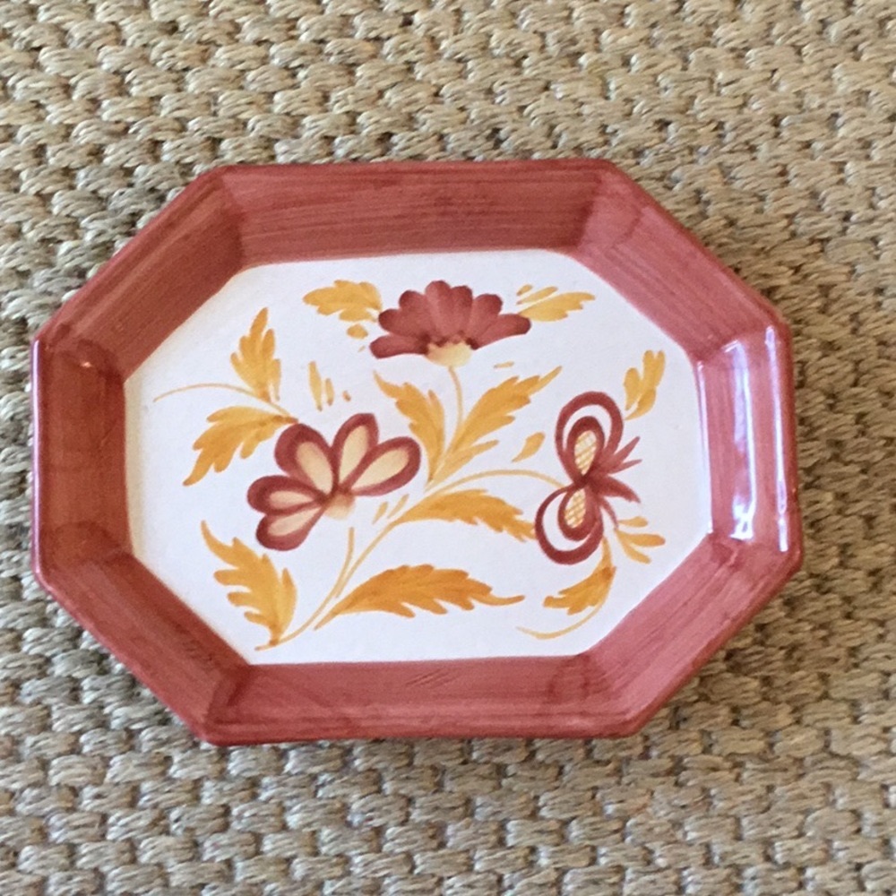 Mamma Ro Italian pottery plate